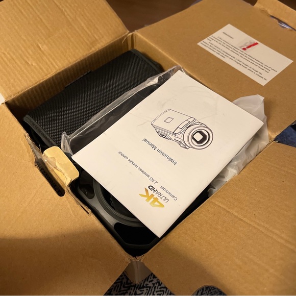 DVC digital video camcorder 4K with all the attachments - Picture 12 of 16